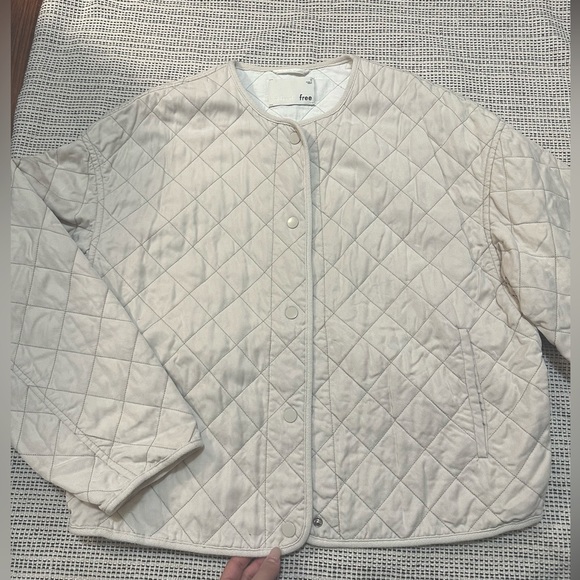 Wildfred Aritzia padded jacket - Picture 2 of 4